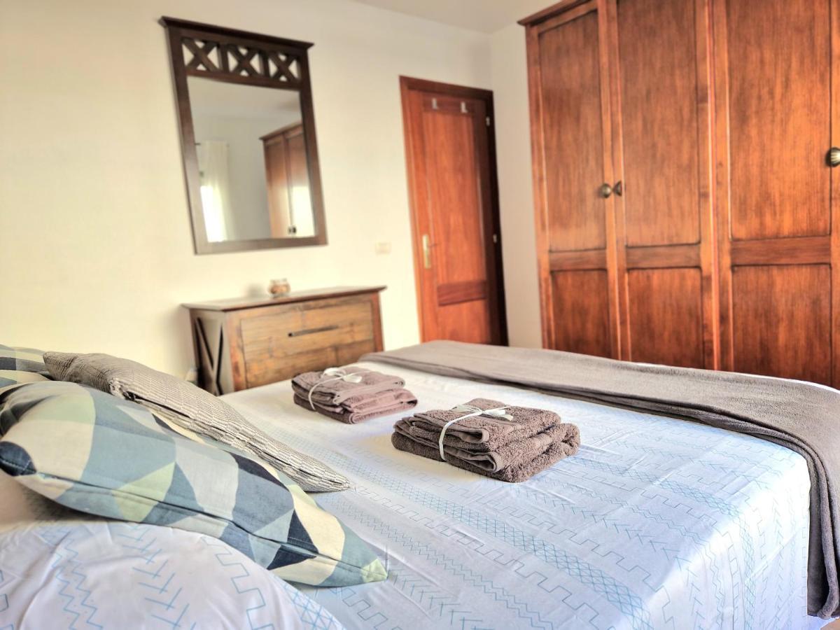 Villa Spacious Chalet Next To The Sea - Airport à San Isidro  Extérieur photo